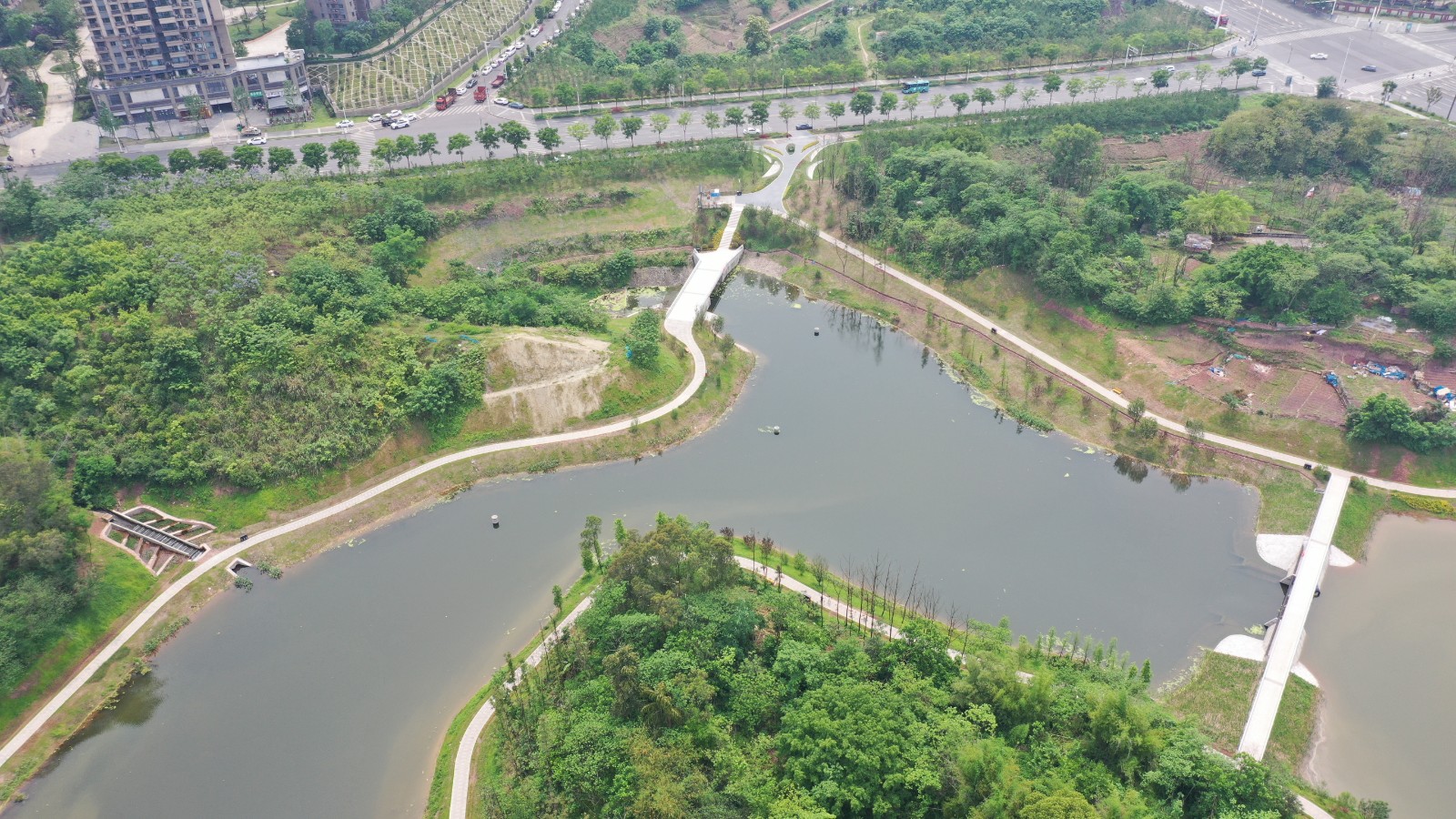 玉带河周边道路海绵化改造项目 泸州园林